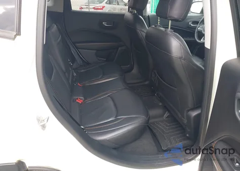 2018 Jeep Compass Limited 4X4 from USA, damaged, VIN 3C4NJDCBXJT255847